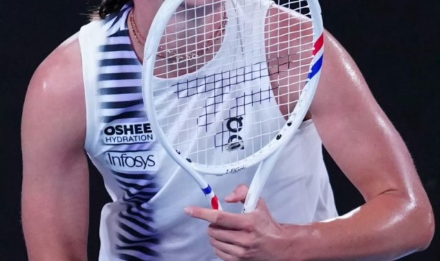 开云登录-丝袜晋级称不看签表，瓦林卡挥别澳网，辛纳暂停逆转引一片骂声