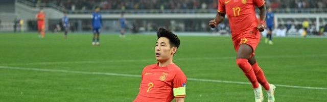 开云登录-成小组首支备战18强赛球队 中国男足大连低调开练