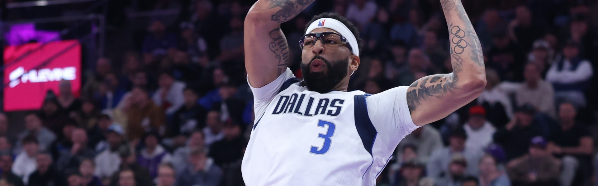 开云入口-Stein：这次伤病基本排除了浓眉交易可能 侠队暂时也不会讨论续约