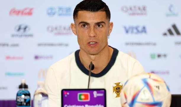 C罗：我和曼联已成过去 葡主帅：我让球员别太耐心