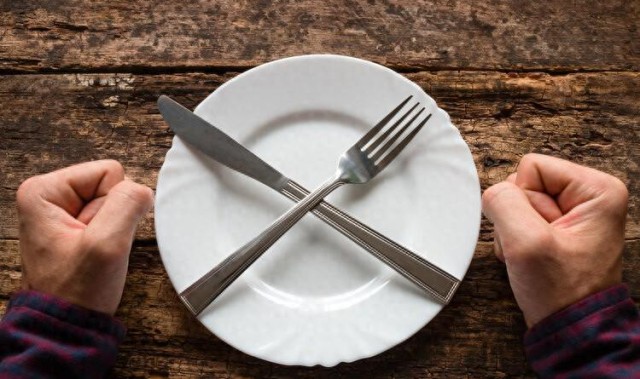 kaiyun-医生提醒：若长期一天只吃两顿饭，用不了半年，或患上这4种疾病